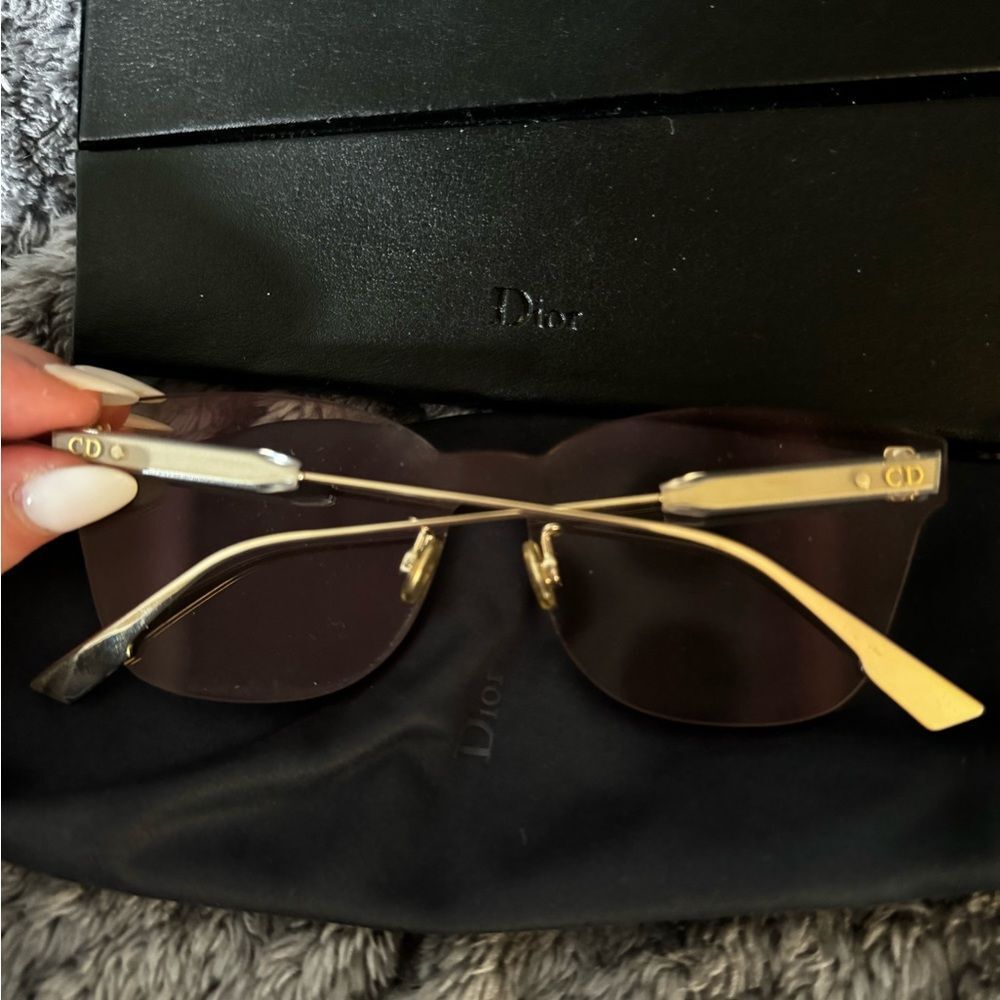 Christian Dior Sunglasses - Picture 3 of 5